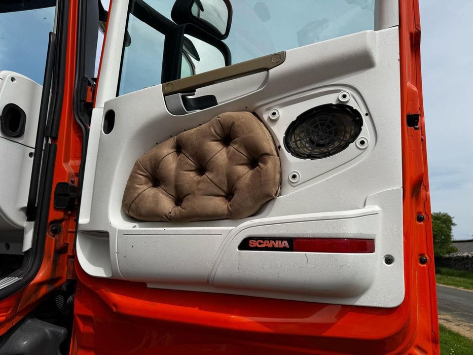 Scania R410 Grua Hiab 211 .2017