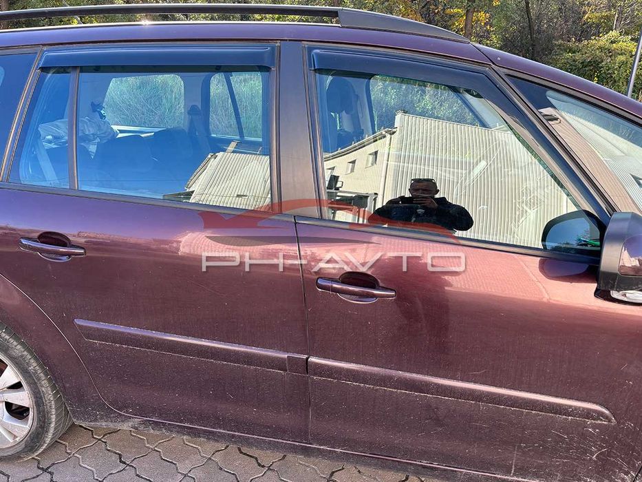 Вітровики Дефлектори на вікна Citroen Grand C4 Picasso 2006-2013 р.в.