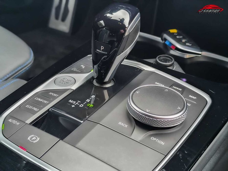 BMW 116i Pack M Auto, 35 000Kms, plano de manutenção BMW Incluído.