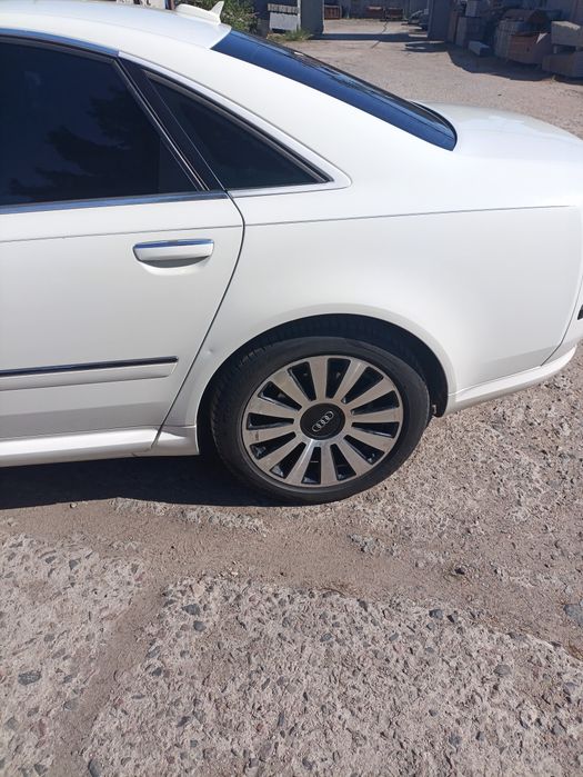 Ауді А8 Д3 2006 р 4.2 BFM