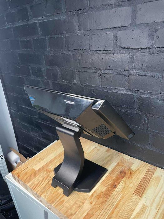 POS-термінал Toshiba TCxWave 6140-A30 є 21 шт для магазинів, кафе