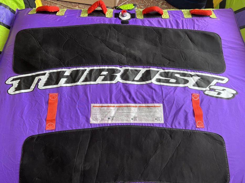 Буксируемый водный аттракцион Airhead Thrust