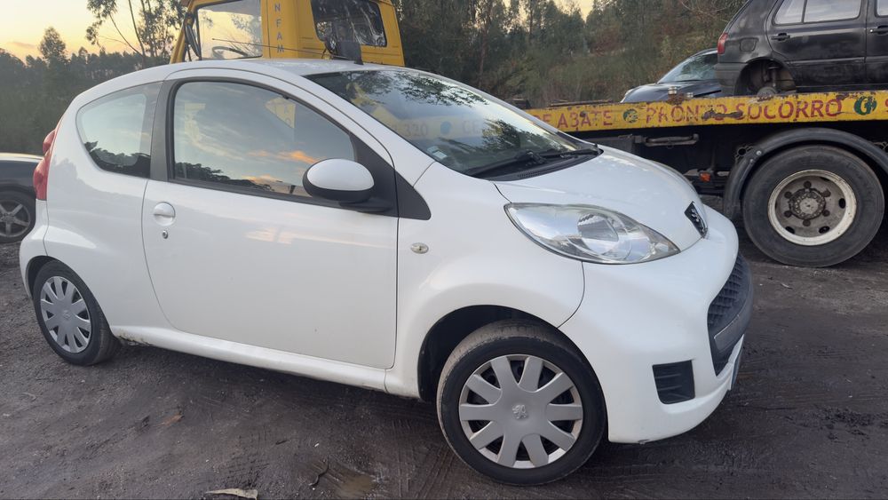 PEUGEOT 107 1.0 GASOLINA ANO 2010 PARA PEÇAS