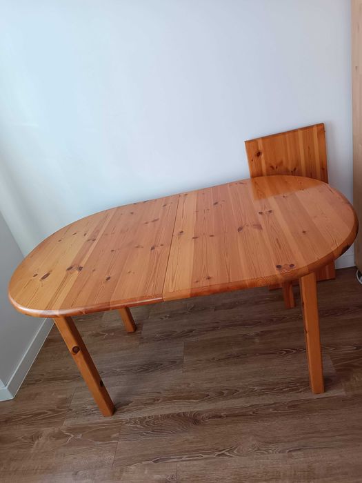 Stół drewniany rozkladany