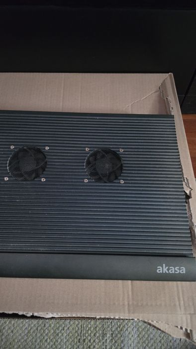 Base arrefecimento Akasa