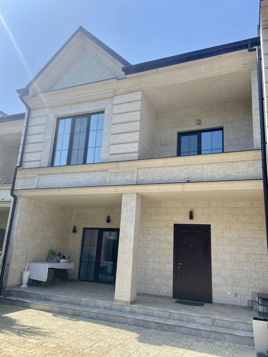 Черноморка. Коттедж 167кв.м. Новый ремонт! Охрана. Рядом море!