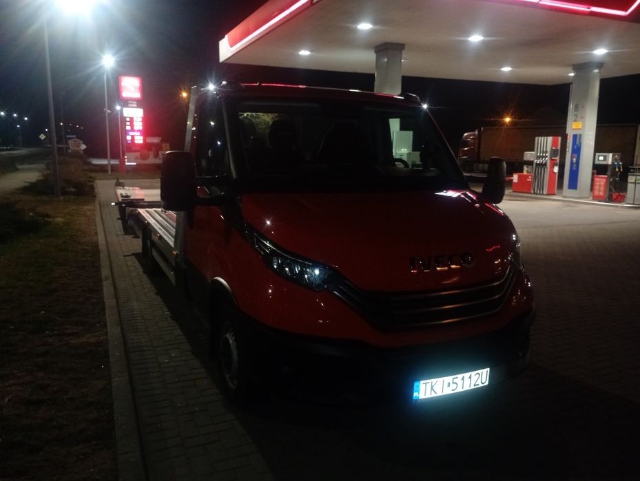 Wynajem autolaweta. Iveco 3500kg na haku