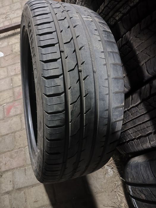 Летняя резина kumho 265/45/20 в хорошем состоянии