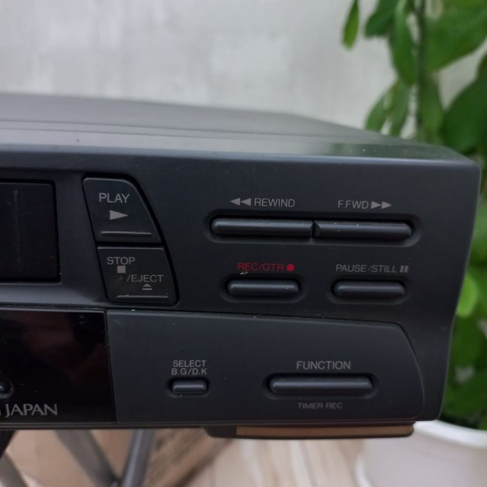Відеомагнітофон Funai V-8008см.