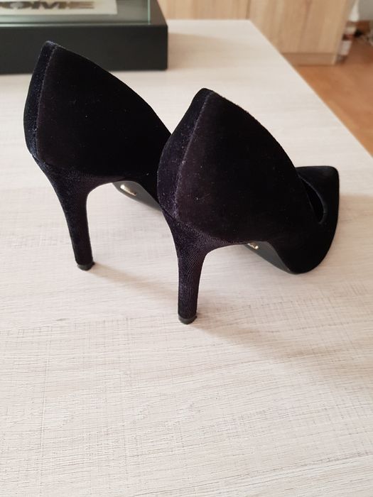 Eleganckie szpilki nowe