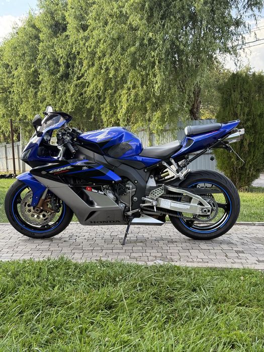 Honda CBR1000RR 2005