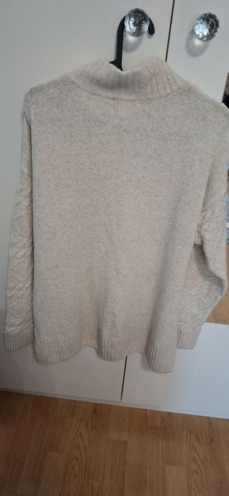 Dłuższy beżowy sweter H&m r.m 170 cm