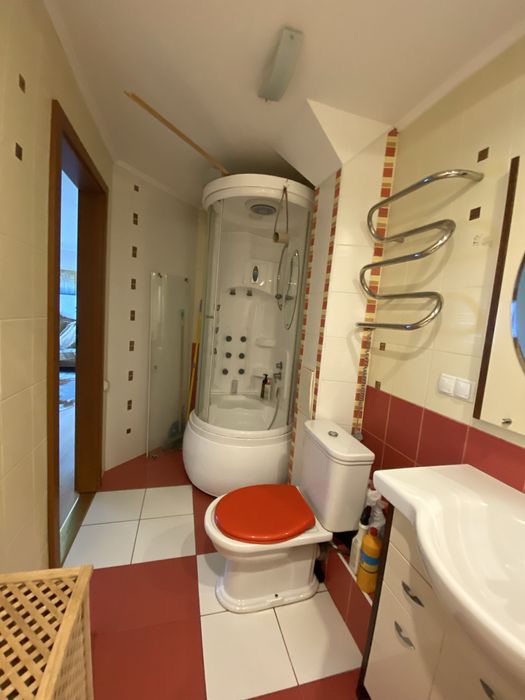 Продаю 2 кв. ул. Садовая - Пограничная , 73 кв.м.