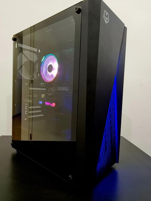 PC Gaming Ryzen 7 3700X / RX 6650 XT