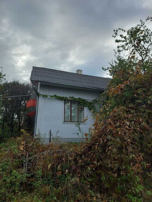 Домоволодіння в Іванківцях зі зручностями,  можна під Є-відновлення