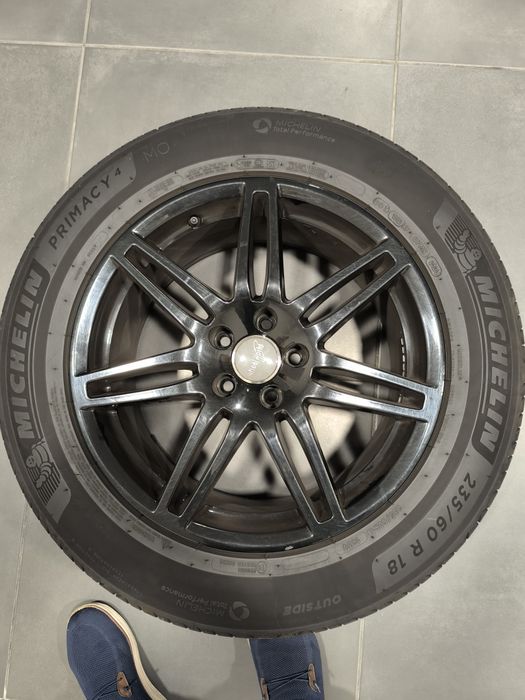 Jante 5x112 R18            .