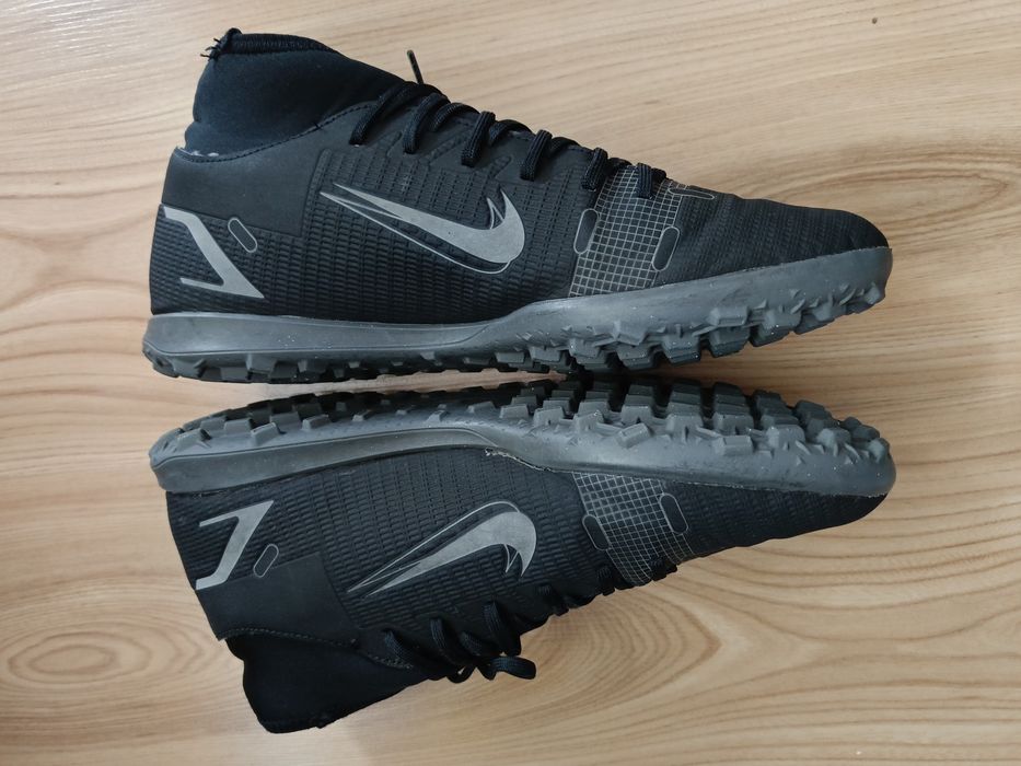Sprzedam torfy Nike Mercurial rozm 44 dla wkl ok 26,5 cm