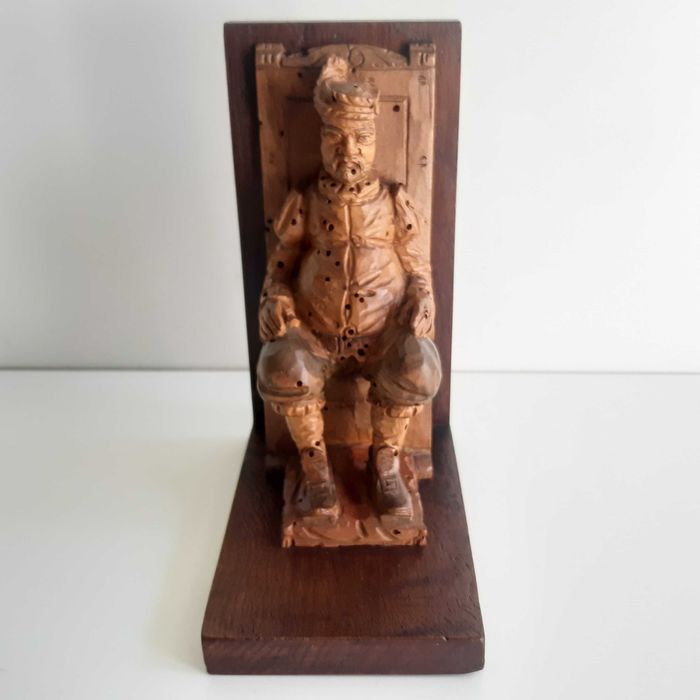 Antigo Serra Livros Madeira Esculpida Figura Sancho Panza