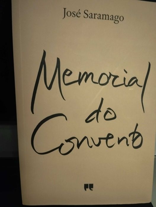 Livro "Memorial do Convento"