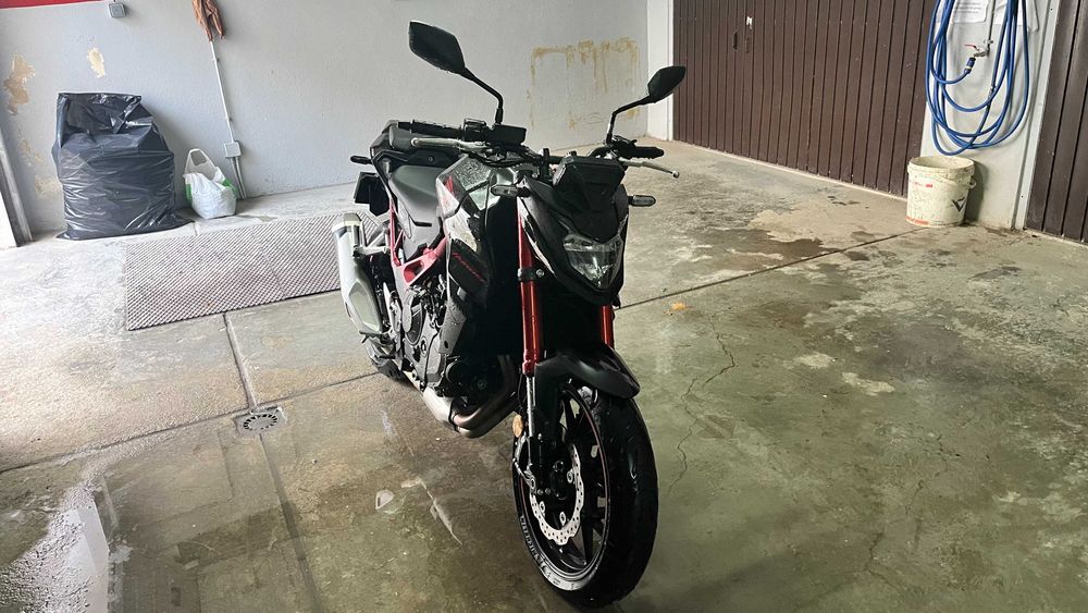 Honda Hornet CB750 - 35kW!