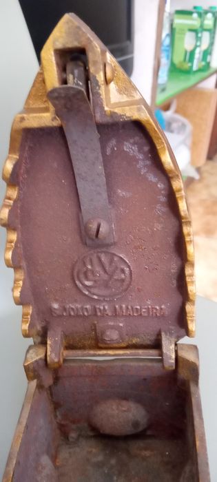 Ferro antigo já faz parte da família á 48 anos