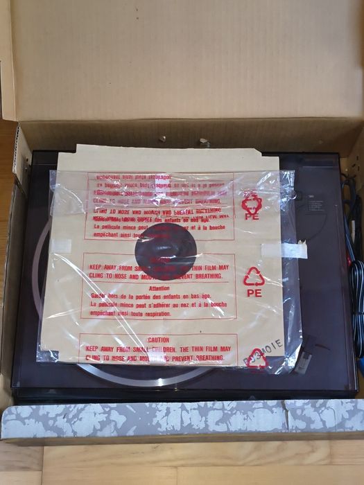 Retro Gramofon Technics SL-BD20D