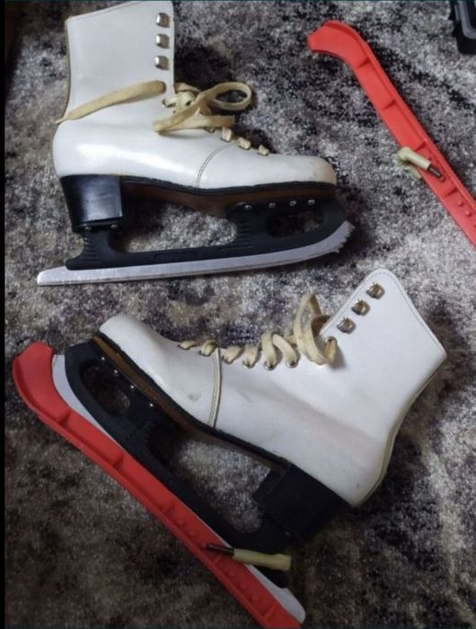 Ковзани коньки вживані 23 розмір