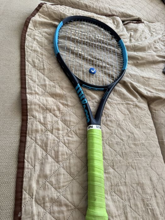 Raquete temis wilson