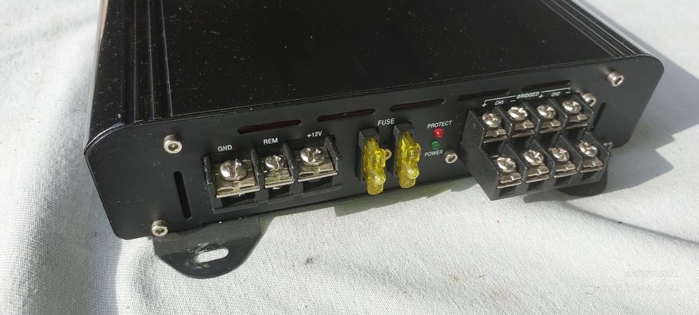 Продам усилитель Jensen Power 760.4