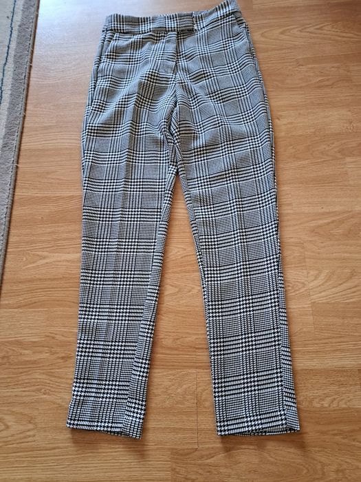 Spodnie czarno - białe/kratka/ Reserved r.36 - nowe