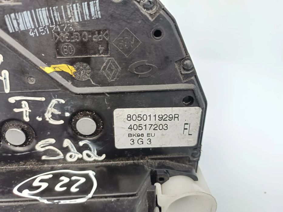 Fechadura / fecho porta frente esquerdo RENAULT Clio IV (BH_)
