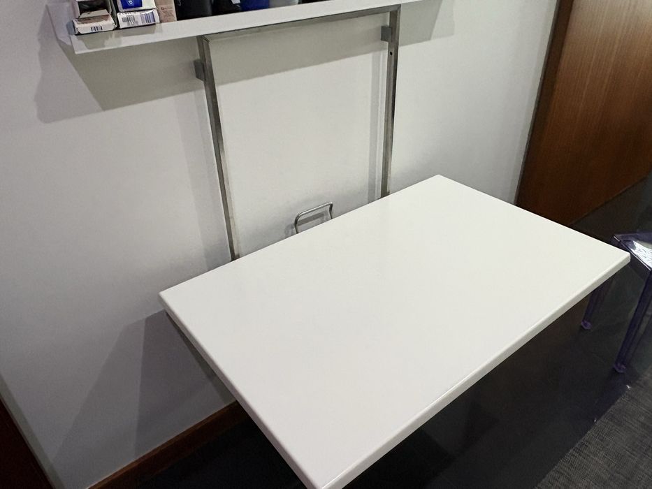 Mesa de Parede Magis 110*70cm