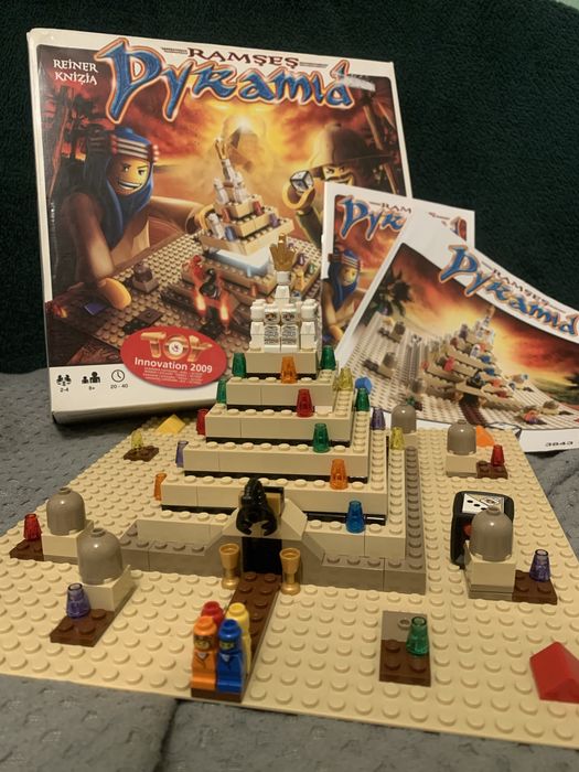 Настільна гра Лего піраміда