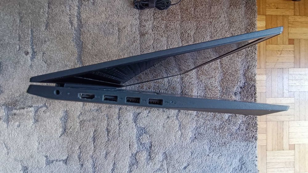 LENOVO IdeaPad S145 AMD4x3,5GHz RAM-20GB NVME256GB+1TBSSD Radeon-2GB wifi bt