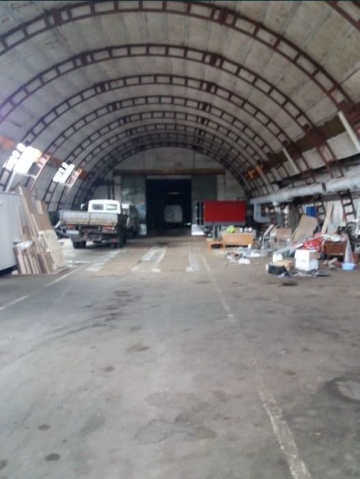 Продам виробничо-складське приміщення в р-ні Нова Подусівка.