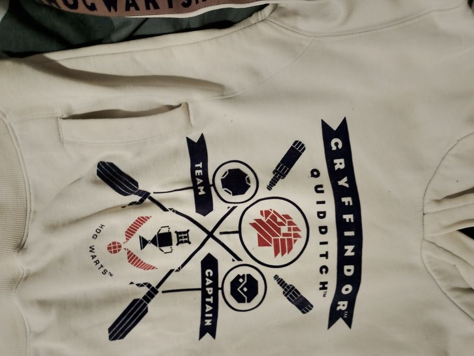 Dres bluza kangurka 134  szt 3