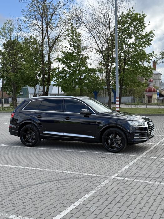 AUDI Q7 4M Prestige