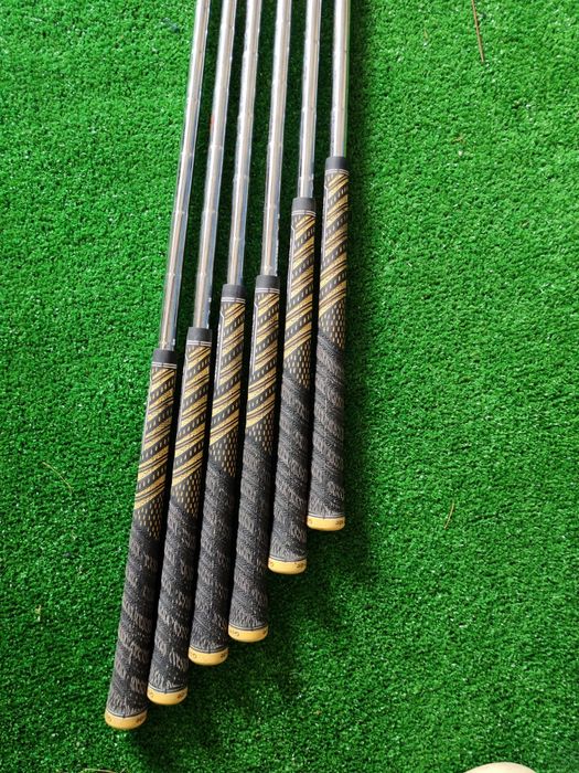 Conjunto ferros TaylorMade Burner XD