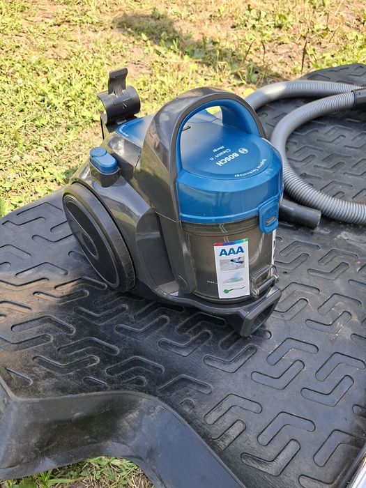 Пылесос BOSCH BGS05A220