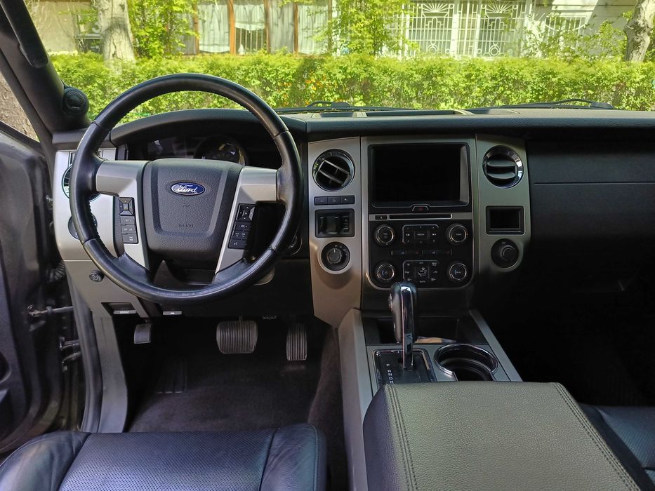 Продати Ford Expedition 2017 вiд властника