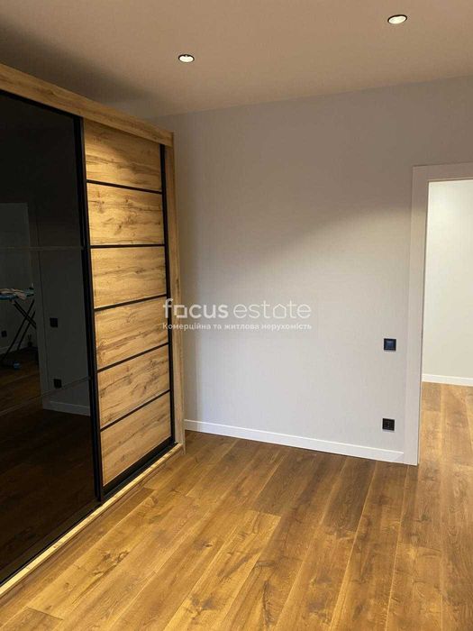 Без комісіЇ. Чайка. Продаж будинку з дизайнерським ремонтом.