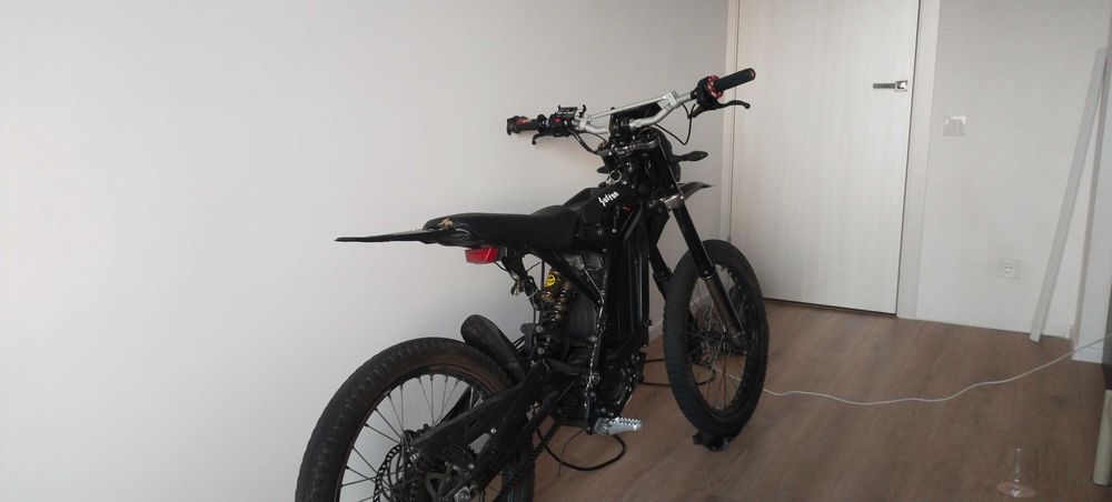 Surron light bee l1e