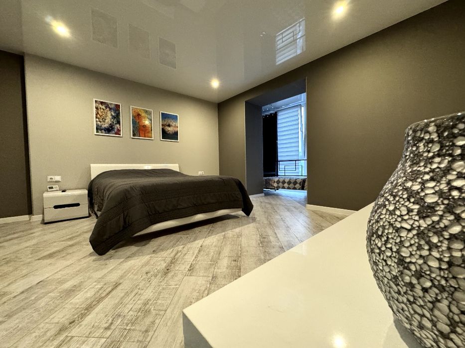 Новобудова | Жабинського 2д | 157м² | Два рівні | 3кімнати | Автономка