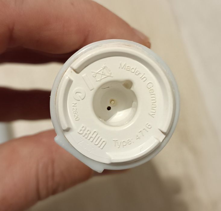 szczoteczka elektryczna oral-b Braun 4716