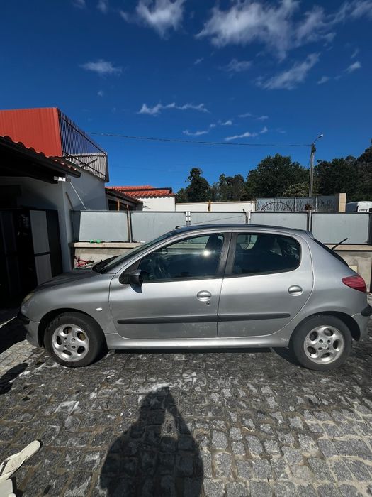 Peugeot 206 ano 2001