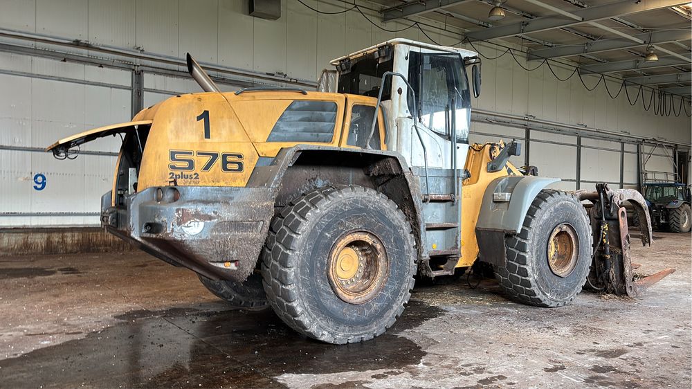 Ładowarka kołowa Liebherr L 576 lub Liebherr L 554 – Cena za 1 sztukę