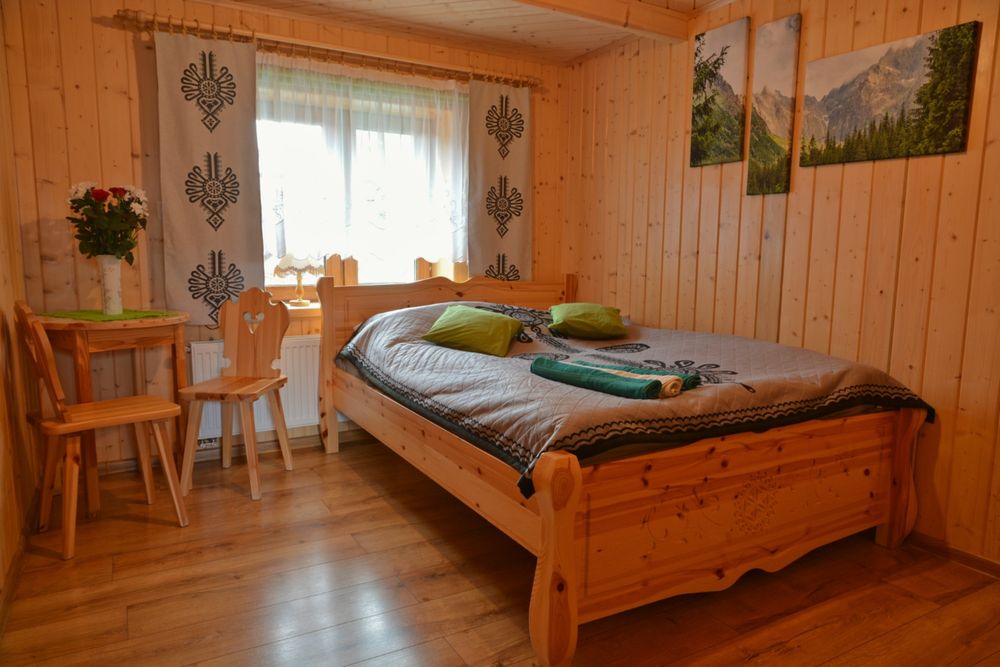 Pokoje, noclegi, domek do 14 osób w Chochołowie Sarenka