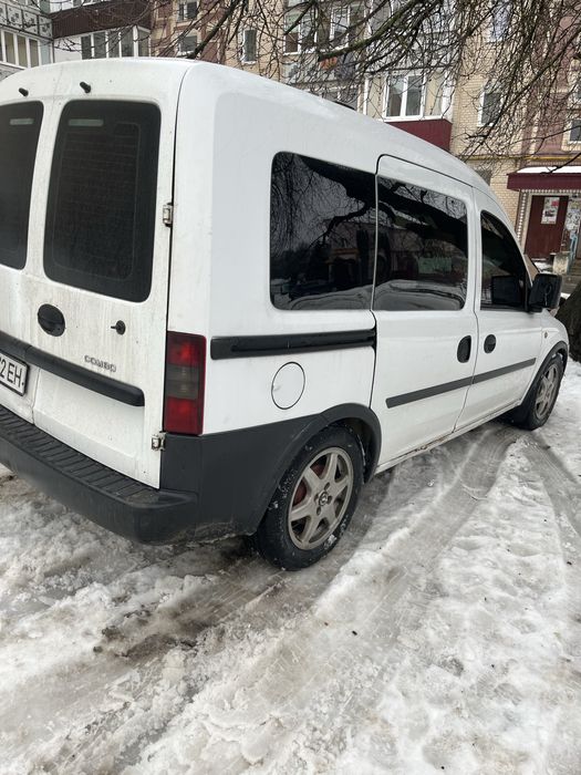 Опель комбо 2002р 1.7