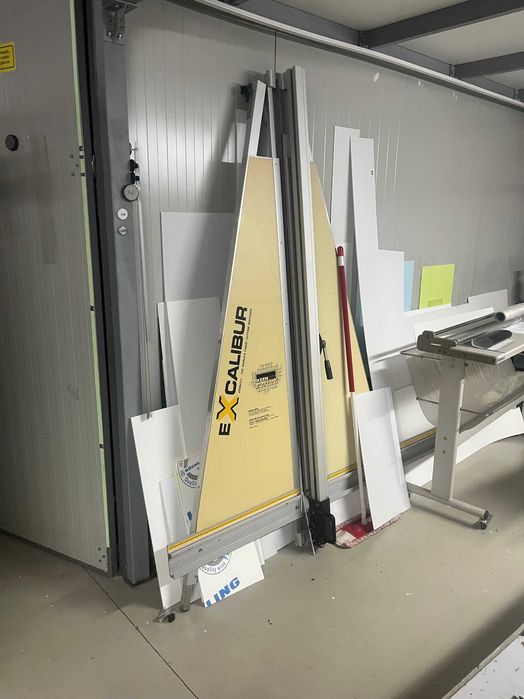 Guilhotina vertical excalibur 135