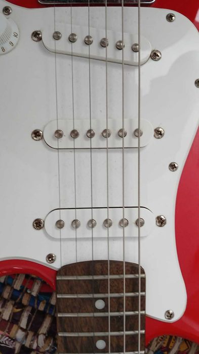 Guitarra - Fender Mini Squier Stratocaster